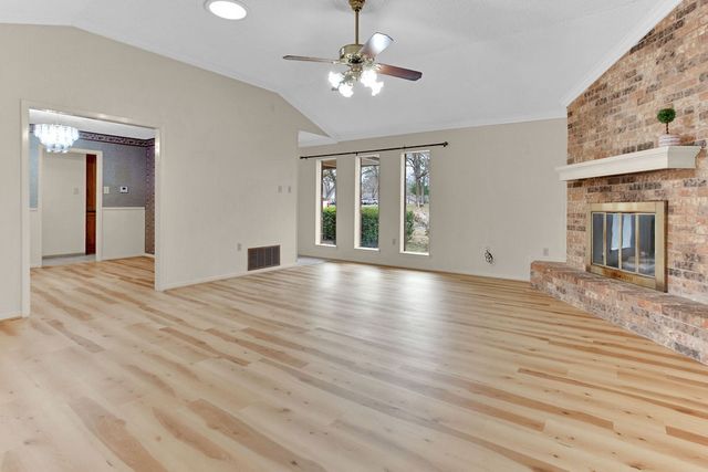 307 Easy Drive, Hideaway, TX 75771