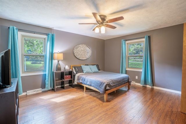 8421 Trail Blazer Drive, Byron Center, MI 49315