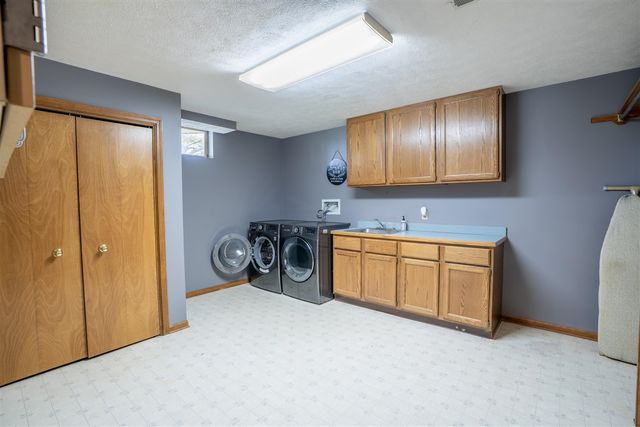8421 Trail Blazer Drive, Byron Center, MI 49315
