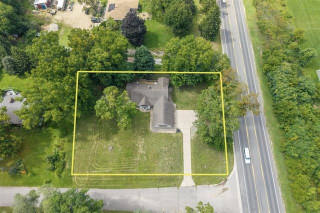 8421 Trail Blazer Drive, Byron Center, MI 49315