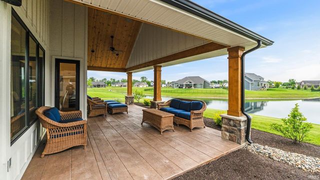 5272 Greyson Heights Drive, Auburn, IN 46706