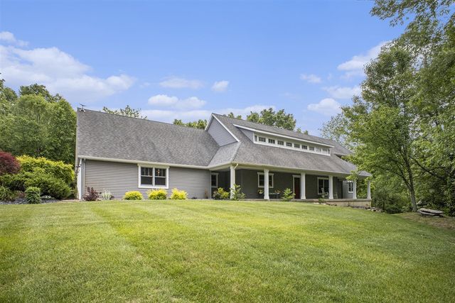 3778 22nd Street, Dorr, MI 49323