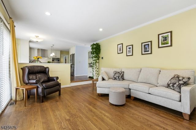 7 Blazure Dr, Bernardsville Boro, NJ 07924