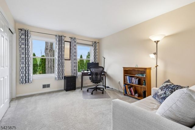 7 Blazure Dr, Bernardsville Boro, NJ 07924