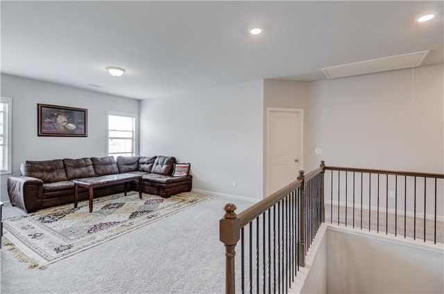 404 Henson Farm Drive, Loganville, GA 30052