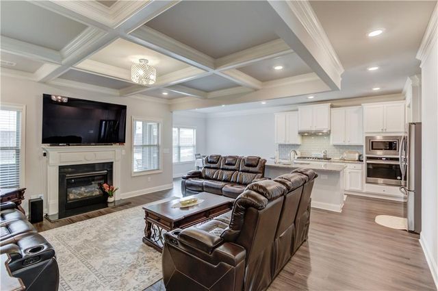 404 Henson Farm Drive, Loganville, GA 30052