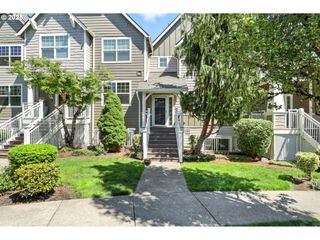 2052 Nw FARGO Loop, Camas, WA 98607