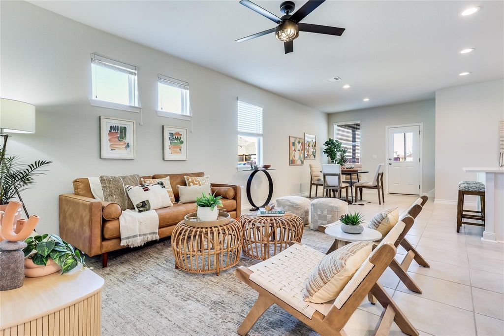 5216 Golden Canary LN, Austin, TX 78723