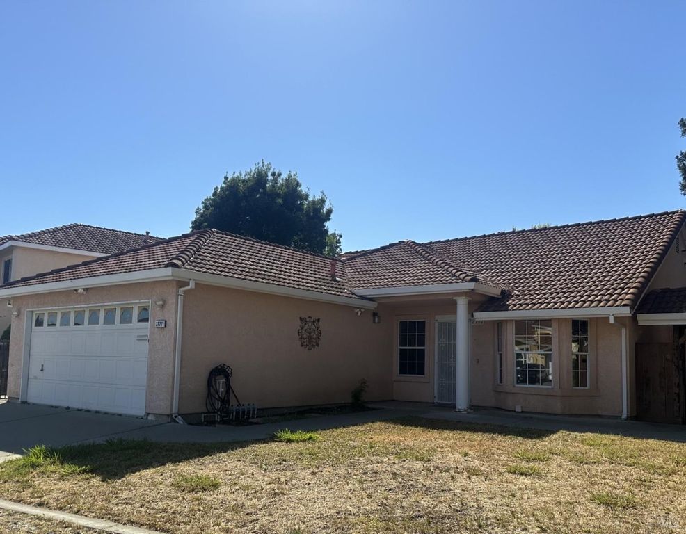 2777 Woodmont Dr, Fairfield, CA 94533