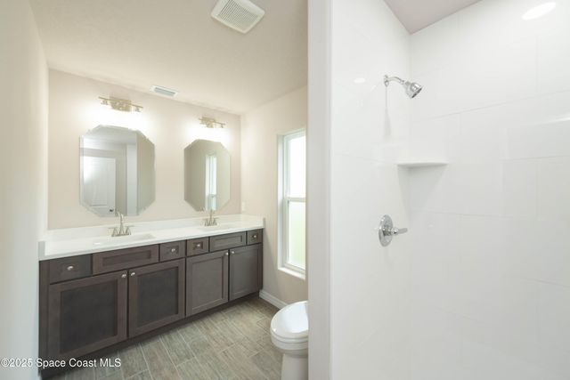 2638 Lakeland Avenue SW, Palm Bay, FL 32908