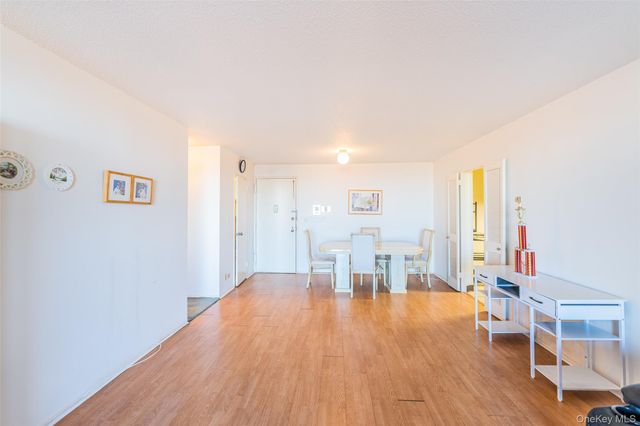 1 Bay Club Drive 11J, Bayside, NY 11360