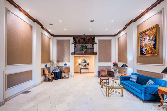 1 Bay Club Drive 11J, Bayside, NY 11360