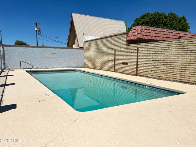 6818 N 35TH Avenue Q, Phoenix, AZ 85017