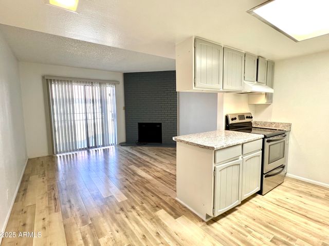 6818 N 35TH Avenue Q, Phoenix, AZ 85017