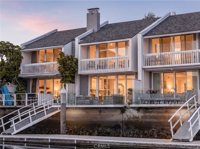 16435 Harbour Lane 13, Huntington Beach, CA 92649