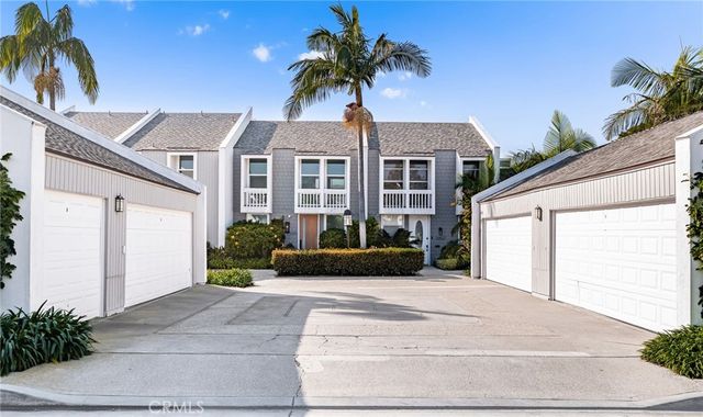 16435 Harbour Lane 13, Huntington Beach, CA 92649