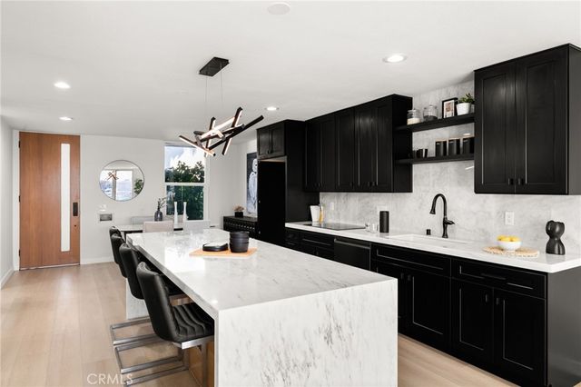 16435 Harbour Lane 13, Huntington Beach, CA 92649