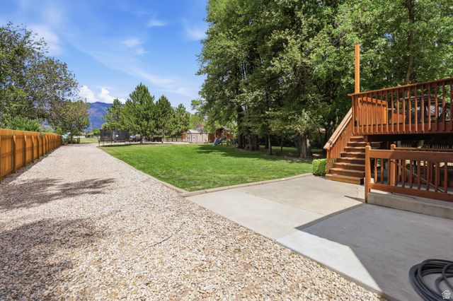 962 N HARRISVILLE RD, Harrisville, UT 84404