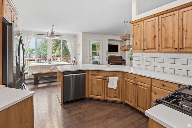 962 N HARRISVILLE RD, Harrisville, UT 84404