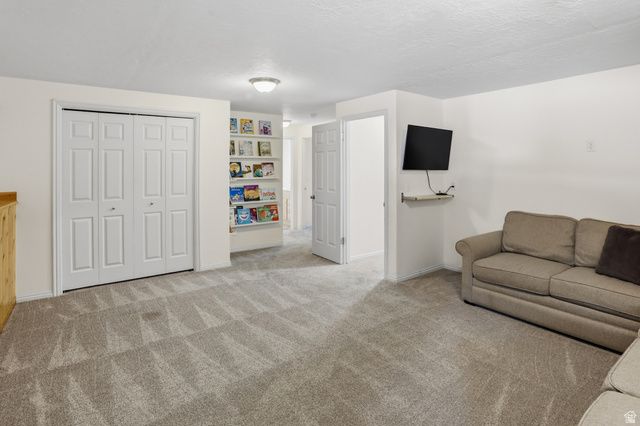 962 N HARRISVILLE RD, Harrisville, UT 84404