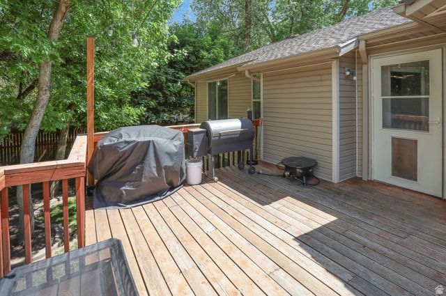 962 N HARRISVILLE RD, Harrisville, UT 84404