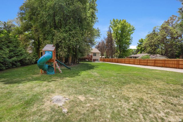 962 N HARRISVILLE RD, Harrisville, UT 84404