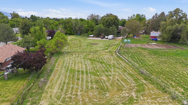 962 N HARRISVILLE RD, Harrisville, UT 84404