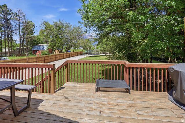 962 N HARRISVILLE RD, Harrisville, UT 84404