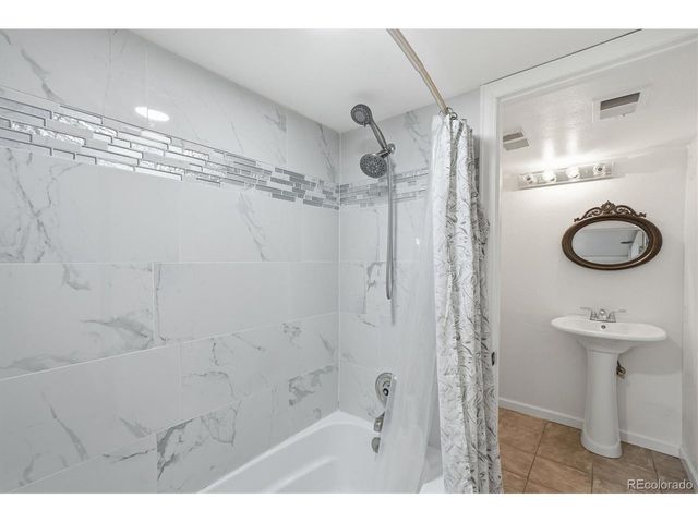 13902 E Stanford Cir A06, Aurora, CO 80015