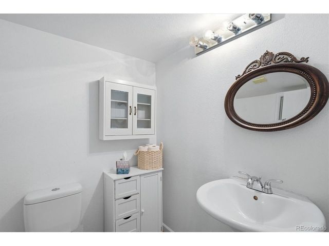 13902 E Stanford Cir A06, Aurora, CO 80015