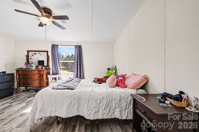 4106 Olga Court, Dallas, NC 28034