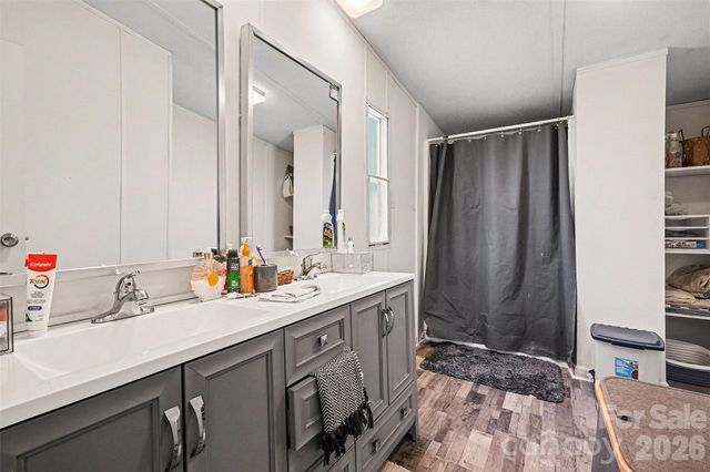 4106 Olga Court, Dallas, NC 28034