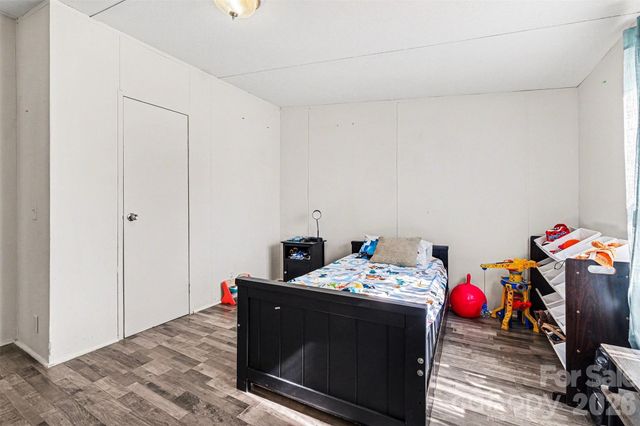 4106 Olga Court, Dallas, NC 28034