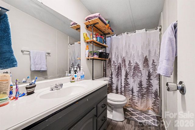 4106 Olga Court, Dallas, NC 28034