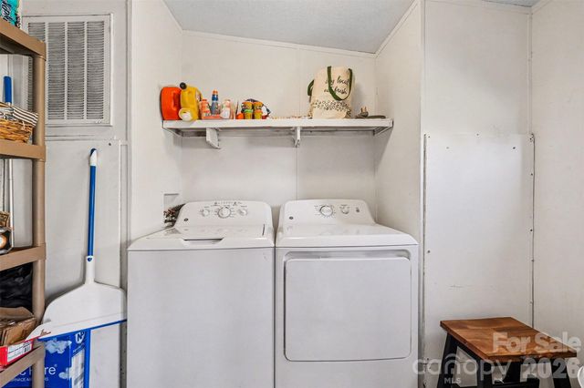 4106 Olga Court, Dallas, NC 28034