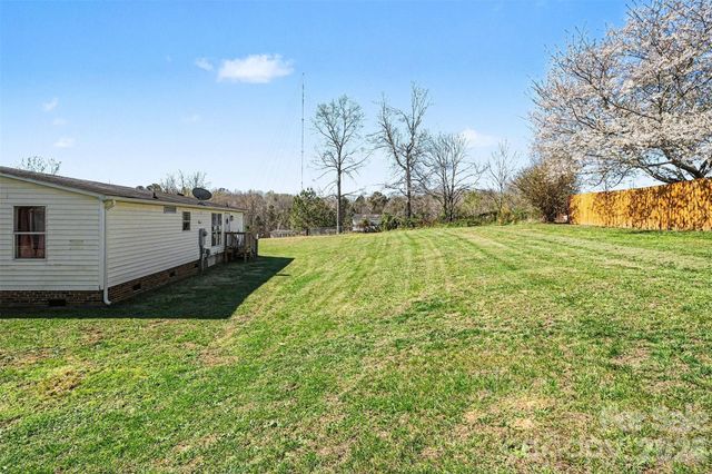 4106 Olga Court, Dallas, NC 28034