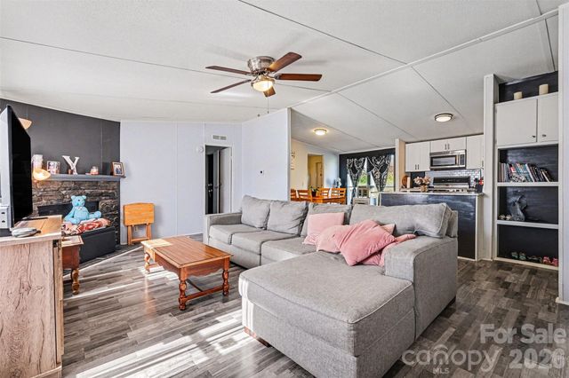 4106 Olga Court, Dallas, NC 28034