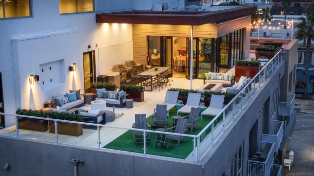 355 N Cleveland Street 304, Oceanside, CA 92054