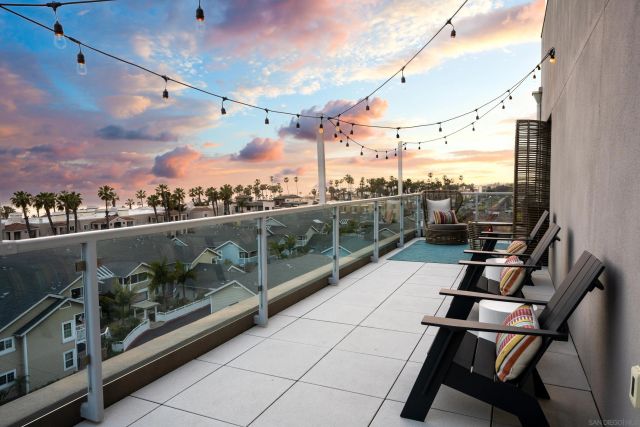 355 N Cleveland Street 304, Oceanside, CA 92054