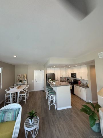 355 N Cleveland Street 304, Oceanside, CA 92054