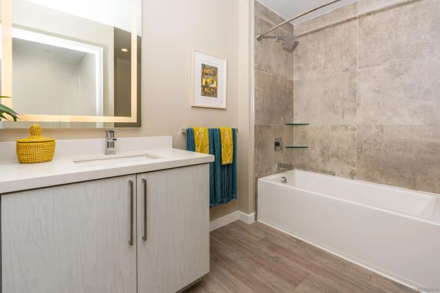 355 N Cleveland Street 304, Oceanside, CA 92054