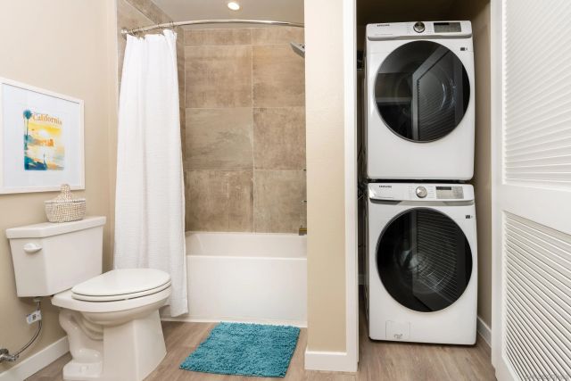 355 N Cleveland Street 304, Oceanside, CA 92054