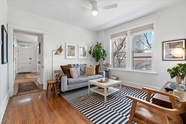 1056 N Leavitt Street 2R, Chicago, IL 60622