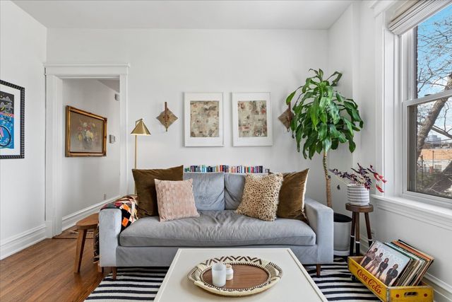 1056 N Leavitt Street 2R, Chicago, IL 60622