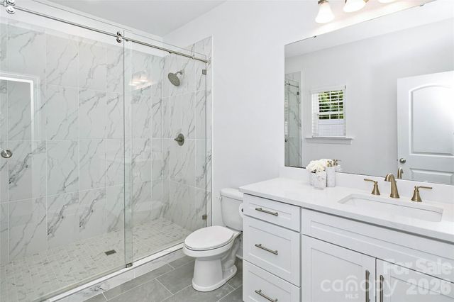 26 Walnut Springs Drive, Asheville, NC 28804