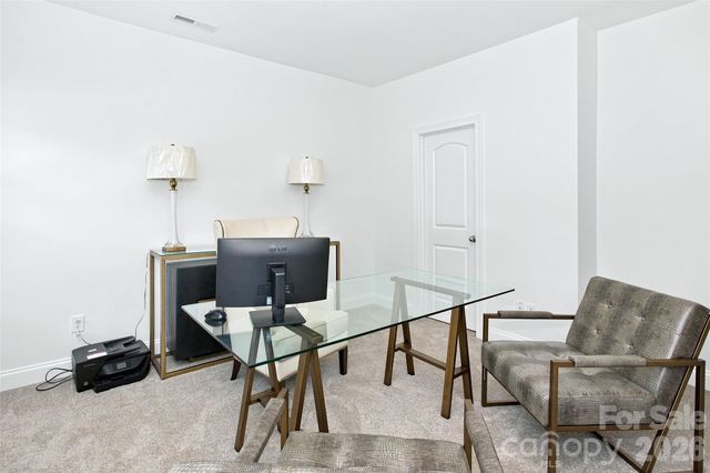 26 Walnut Springs Drive, Asheville, NC 28804