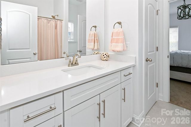 26 Walnut Springs Drive, Asheville, NC 28804
