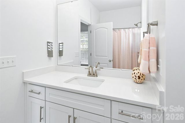 26 Walnut Springs Drive, Asheville, NC 28804