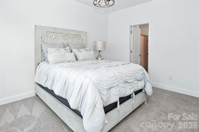 26 Walnut Springs Drive, Asheville, NC 28804