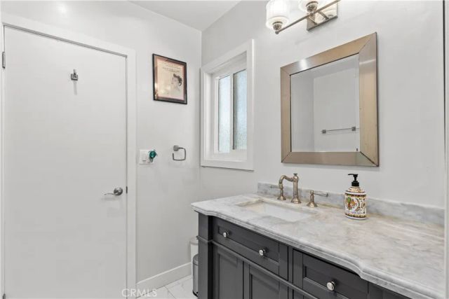 4479 Azalia Drive, Tarzana, CA 91356